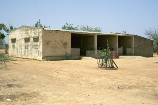 Die provisorische Schule im ehemaligen Blindenzentrum